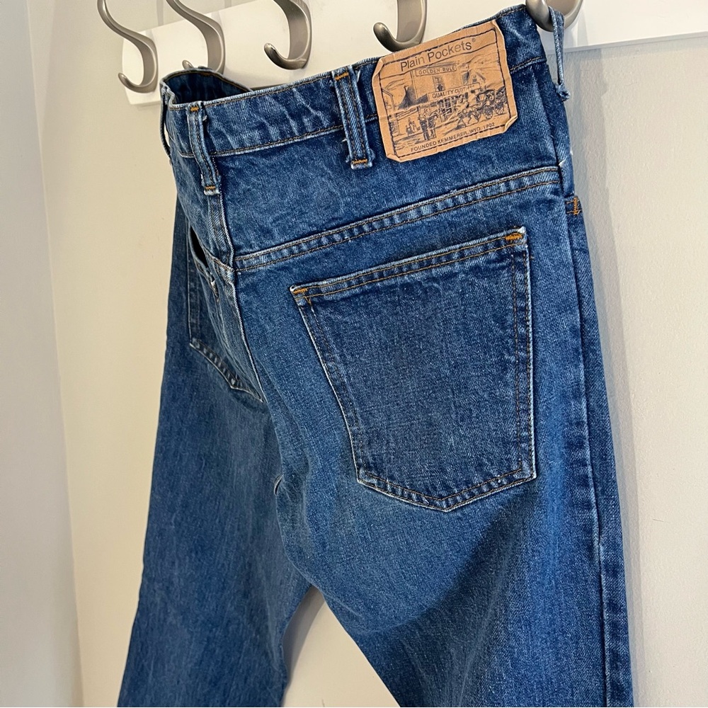 Plain Pockets Vintage Straight Leg Jeans.